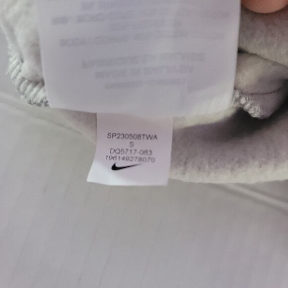 Nike Womens Loose Fit High Rise Gray Shorts SZ Small Athleisure Loungewear - Picture 6 of 12